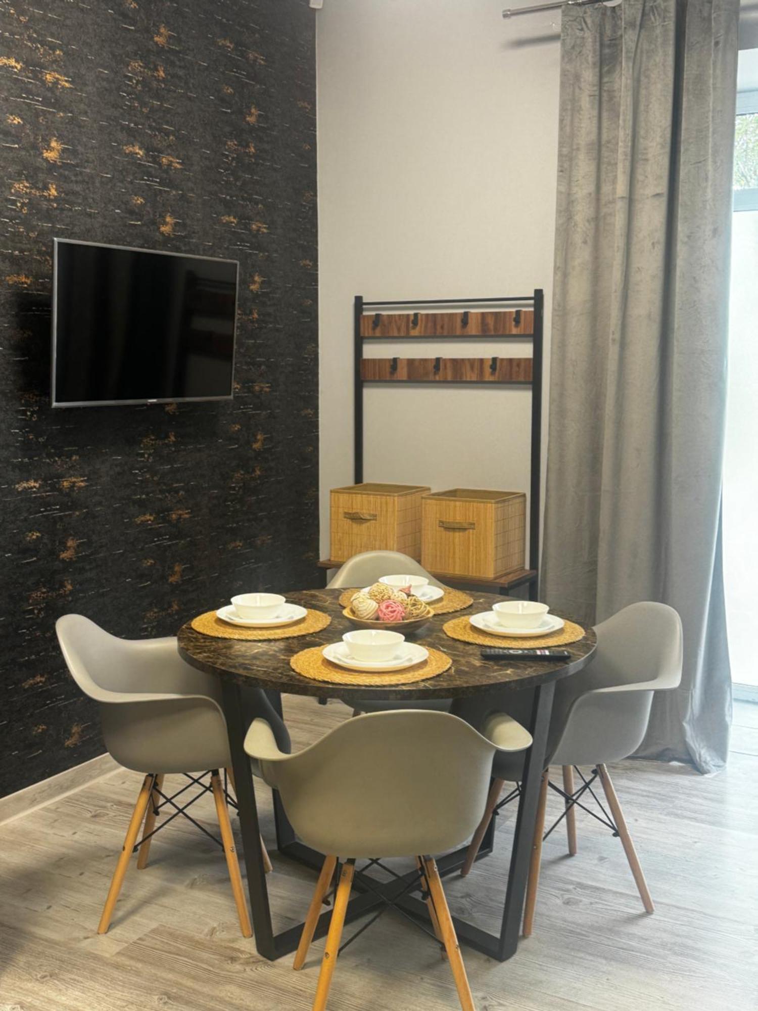 Konstantynów Łódzki Apartamenty I Pokoje „Pod Jedynka” المظهر الخارجي الصورة